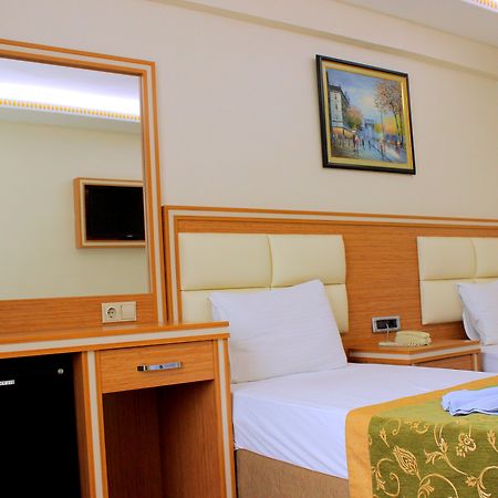 Hotel Buyuk Paris Κωνσταντινούπολη Εξωτερικό φωτογραφία