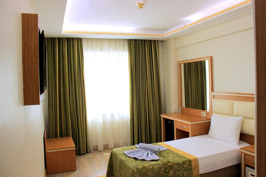 Hotel Buyuk Paris Κωνσταντινούπολη Εξωτερικό φωτογραφία