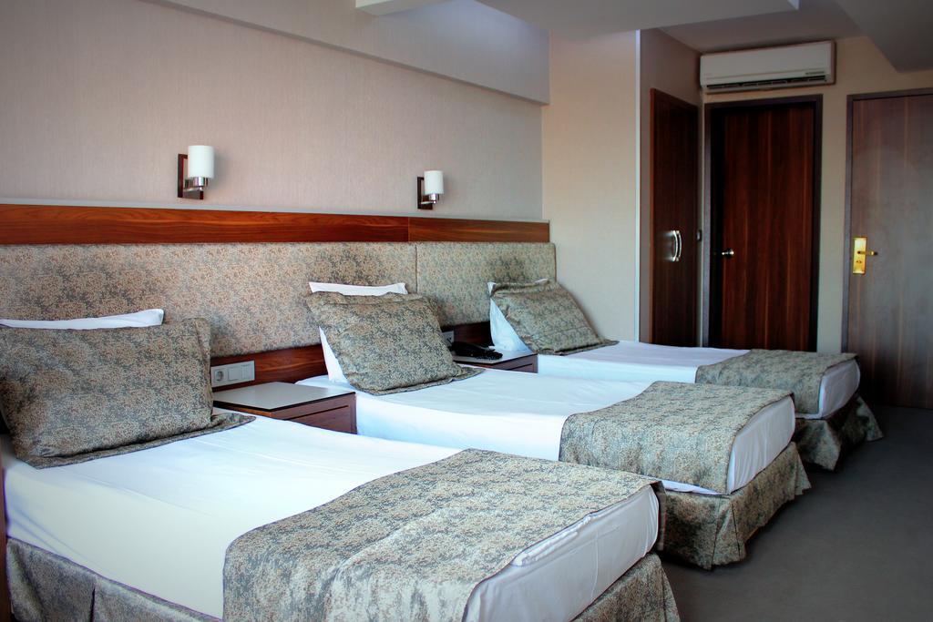 Hotel Buyuk Paris Κωνσταντινούπολη Εξωτερικό φωτογραφία