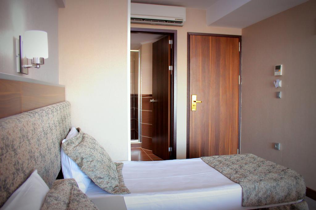Hotel Buyuk Paris Κωνσταντινούπολη Εξωτερικό φωτογραφία