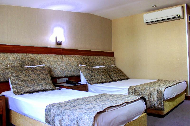 Hotel Buyuk Paris Κωνσταντινούπολη Εξωτερικό φωτογραφία